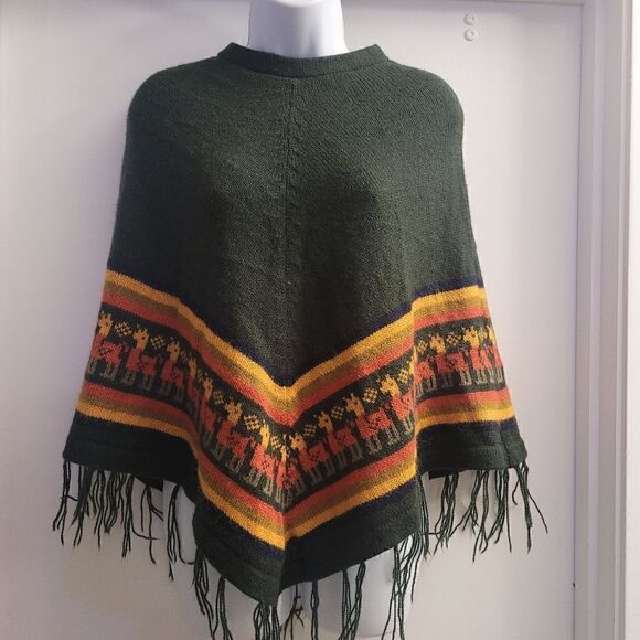 Alpaca wool.fringe Llama poncho   - Picture 1 of 6